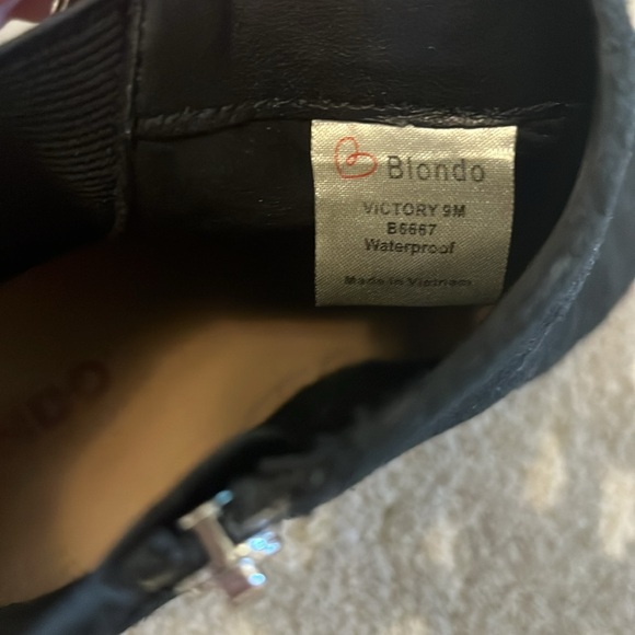 Blondo Victory Bootie, size 9 - Picture 9 of 9